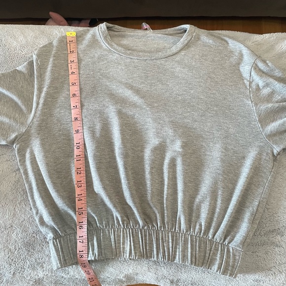 Commando Modern Lounge Crop - Picture 9 of 11